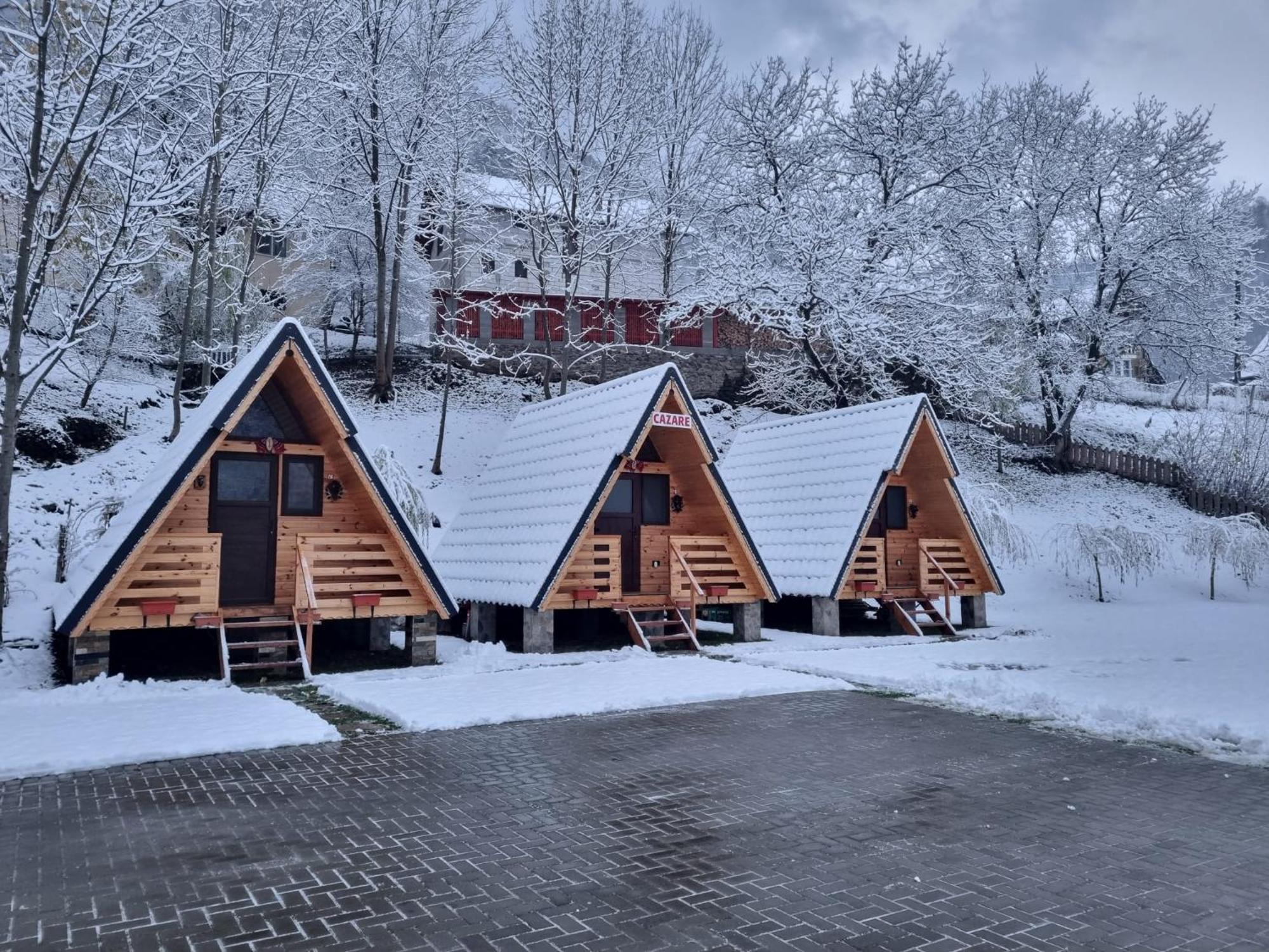 Casuta - La Tanc Villa Martinie Bagian luar foto